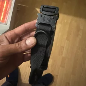 Ricevuto Collare Tattico per Cani da Addestramento con Fibbia in Metallo dal cliente A****e.