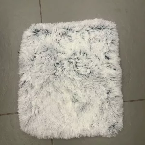 Ricevuto Letto per Cani in Peluche Super Morbido dal cliente M****n.
