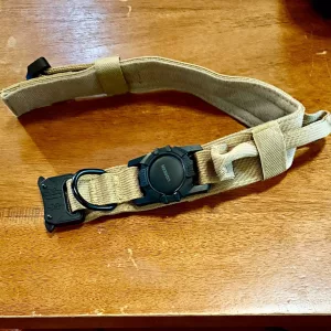 Ricevuto Collare Tattico per Cani con Maniglia Porta AirTag dal cliente K****l.