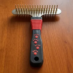 Strumento per la rimozione del pelo del cane, pettine districante e rastrello per sottopelo